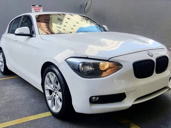 BMW 116i 1.6 16V TURBO GASOLINA 4P AUTOMÁTICO BMW 116i 1.6 16V TURBO GASOLINA 4P AUTOMÁTICO
